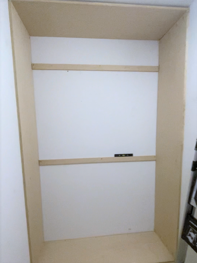 DIY Small Walk-in Closet Makeover on a Budget! (Part I) - What BB Built
